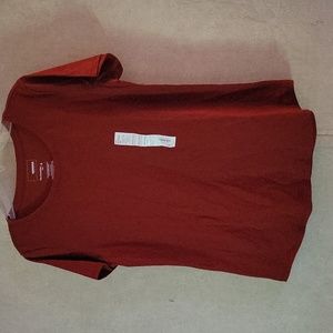 Red scoop neck t shirt